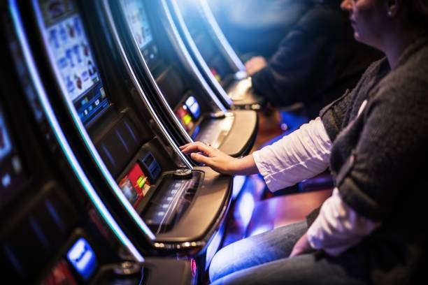 Qiu Qiu table lobby on istanabet showing available games and stake levels
